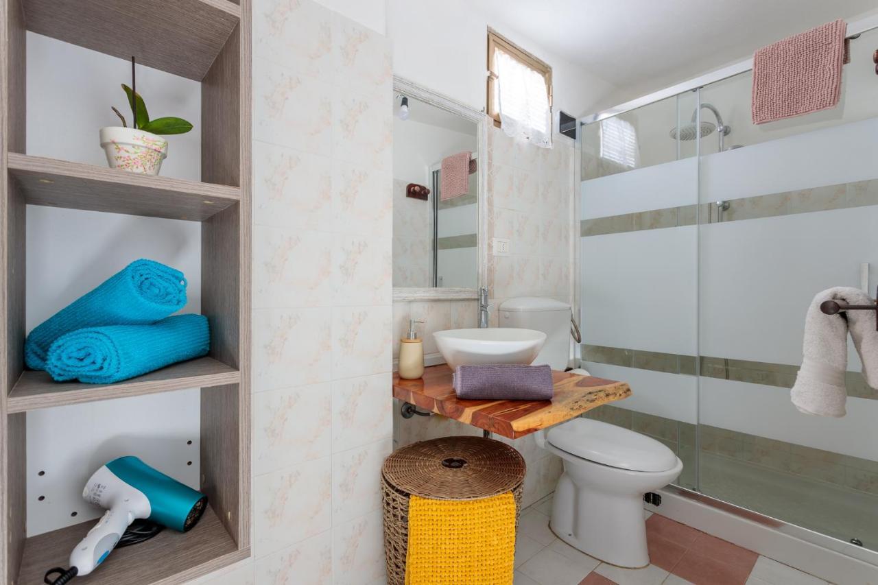 Tiria House Bosa - Casa Vacanze Екстериор снимка