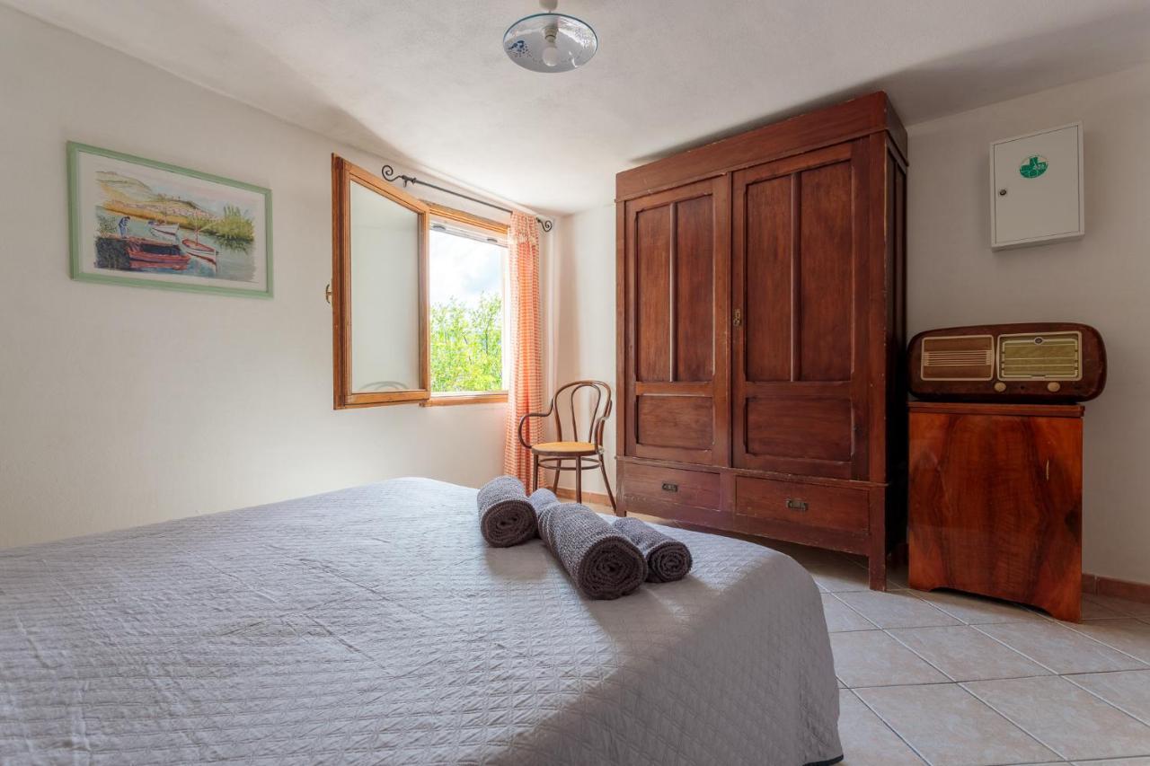 Tiria House Bosa - Casa Vacanze Екстериор снимка