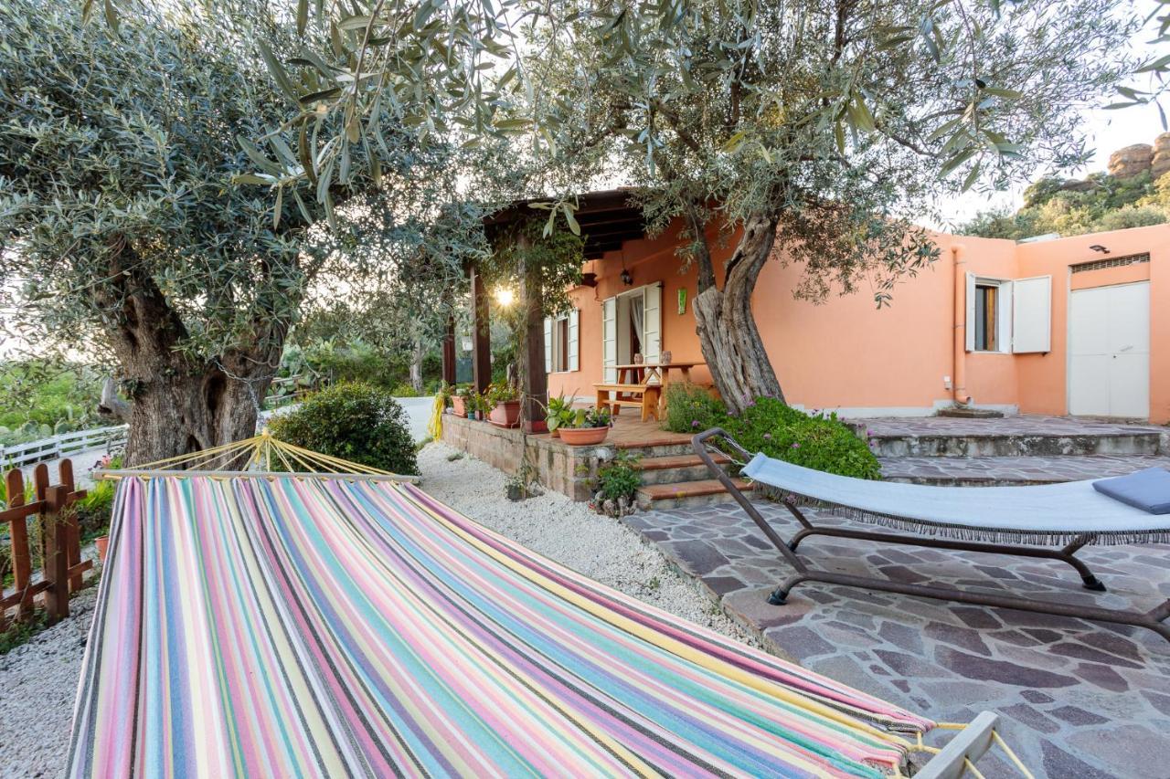 Tiria House Bosa - Casa Vacanze Екстериор снимка